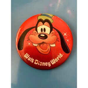 Vintage Walt Disney World Goofy Pin Button Pinback Promotional Advertising